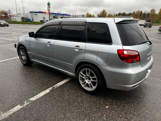 2004 Mitsubishi Airtrek I, белый, 670000 рублей, вид 5