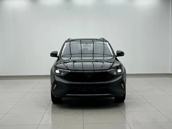 2023 Jetta VS7 I Рестайлинг 1, чёрный, 1656000 рублей - вид 1