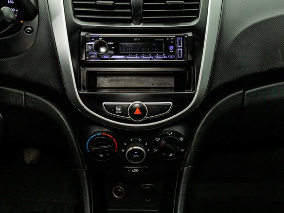 2011 Hyundai Solaris I, фиолетовый, 485000 рублей - вид 16