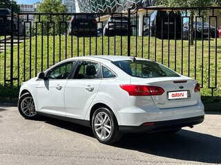 2018 Ford Focus III Рестайлинг, белый, 1100000 рублей, вид 4