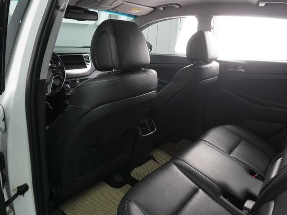 2015 Hyundai Tucson III, белый, 1724000 рублей - вид 10