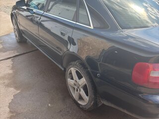 1997 Audi A4 I (B5), чёрный, 300000 рублей, вид 3