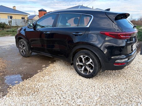 2019 Kia Sportage IV Рестайлинг, чёрный, 1600000 рублей, вид 5