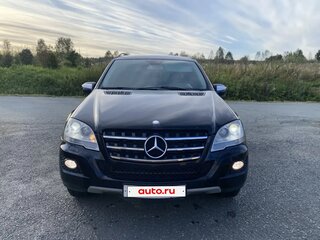 2008 Mercedes-Benz M-Класс 320 II (W164), чёрный, 1500000 рублей, вид 2