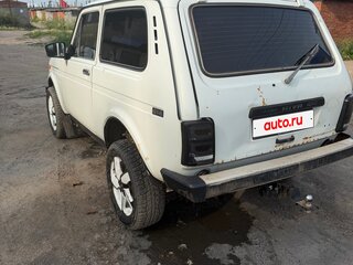1997 Lada (ВАЗ) 2121 (4x4) I Рестайлинг, белый, 520000 рублей, вид 4
