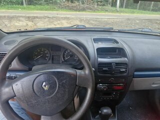 2004 Renault Clio II Рестайлинг 2, красный, 250000 рублей, вид 5