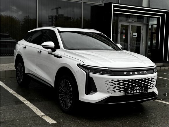 2025 Exeed RX, белый, 5153200 рублей - вид 4
