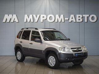 2019 Chevrolet Niva I Рестайлинг, серебристый, 830000 рублей, вид 1
