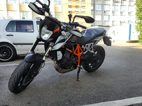 2014 KTM 690 Duke, оранжевый, 369990 рублей, вид 5