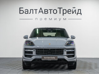 2026 Porsche Cayenne E-Hybrid Coupé III Рестайлинг, серый, 18990000 рублей, вид 4