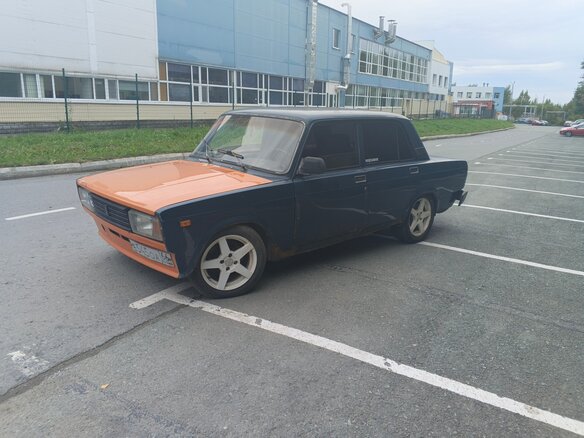 1996 Lada (ВАЗ) 2105, зелёный, 90000 рублей