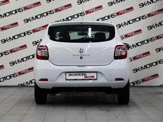 2019 Renault Sandero II Рестайлинг, белый, 725250 рублей, вид 5