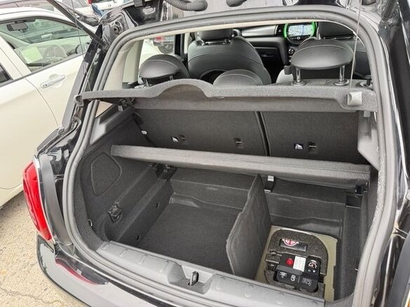 2021 Mini Hatch Cooper III (F55/F56) Рестайлинг, чёрный, 1178911 рублей - вид 12