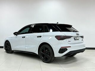 2021 Audi A3 Sportback 35 TFSI IV (8Y), белый, 2195000 рублей, вид 4