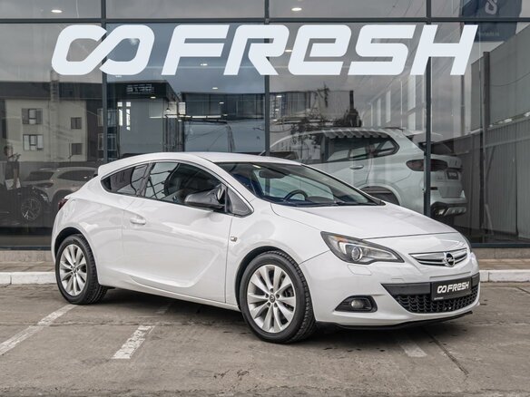 2013 Opel Astra GTC J Рестайлинг, белый, 765000 рублей