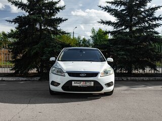 2009 Ford Focus II Рестайлинг, белый, 512000 рублей, вид 5