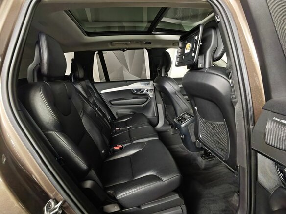 2015 Volvo XC90 II, коричневый, 3370000 рублей - вид 15