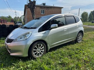 2012 Honda Fit Hybrid II, серый, 780000 рублей, вид 1