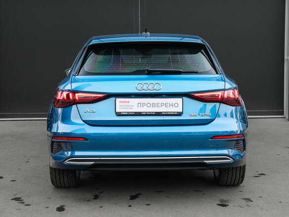 2020 Audi A3 Sportback 35 TFSI IV (8Y), синий, 2690000 рублей - вид 4