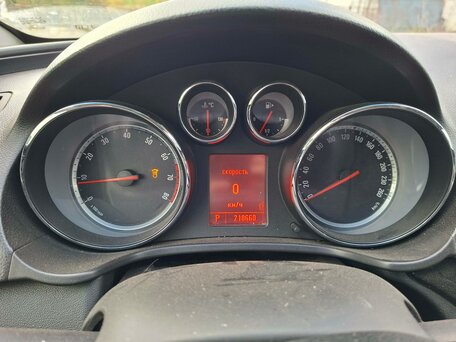 2010 Opel Insignia I, чёрный, 594000 рублей, вид 2