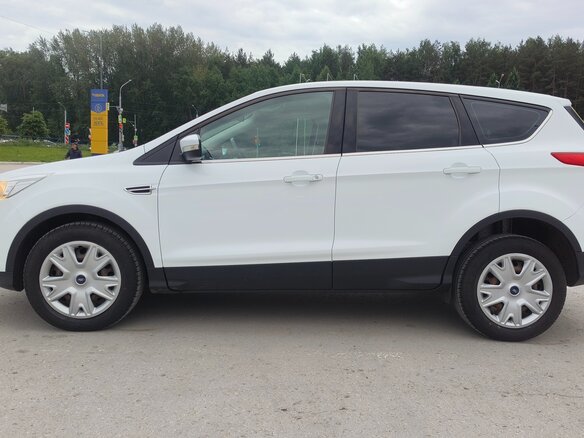 2016 Ford Kuga II, белый, 1600000 рублей - вид 3