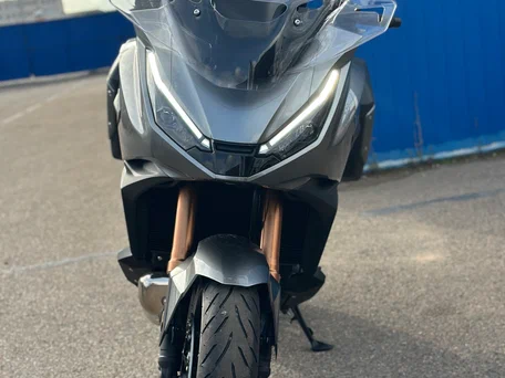 2026 Honda NT1100, серый, 2150000 рублей, вид 2
