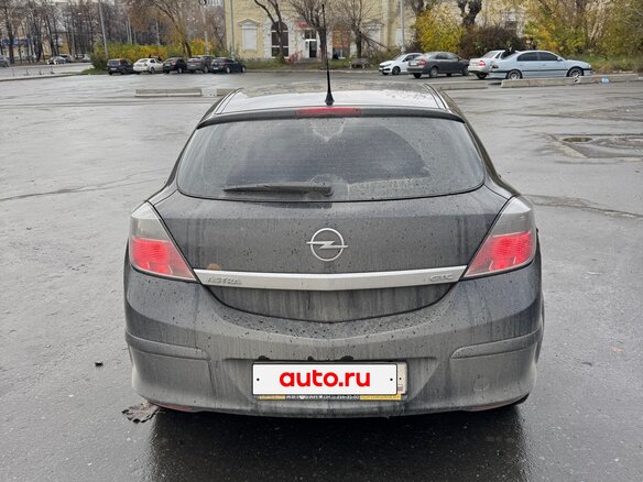 2008 Opel Astra GTC H Рестайлинг, чёрный, 373000 рублей - вид 4