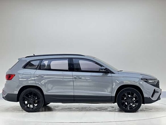 2022 Jetta VS7 I Рестайлинг 1, серебристый, 1595777 рублей - вид 3