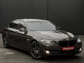 2011 BMW 5 серии 528i xDrive VI (F10/F11/F07), коричневый, 1795000 рублей, вид 3