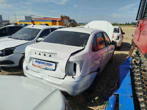 2025 Lada (ВАЗ) Granta I Рестайлинг, белый, 662625 рублей - вид 2