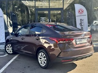 2021 Hyundai Solaris II Рестайлинг, коричневый, 1730000 рублей, вид 4