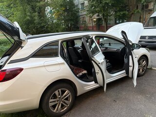 2017 Opel Astra ecoFLEX K, белый, 1050000 рублей, вид 2