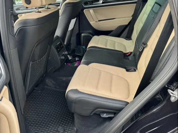 2011 Volkswagen Touareg II, чёрный, 2750000 рублей - вид 9