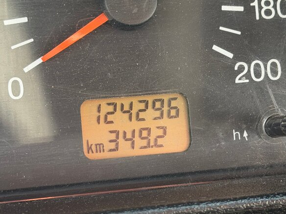 2013 Lada (ВАЗ) 2121 (4x4) I Рестайлинг, белый, 435000 рублей - вид 9