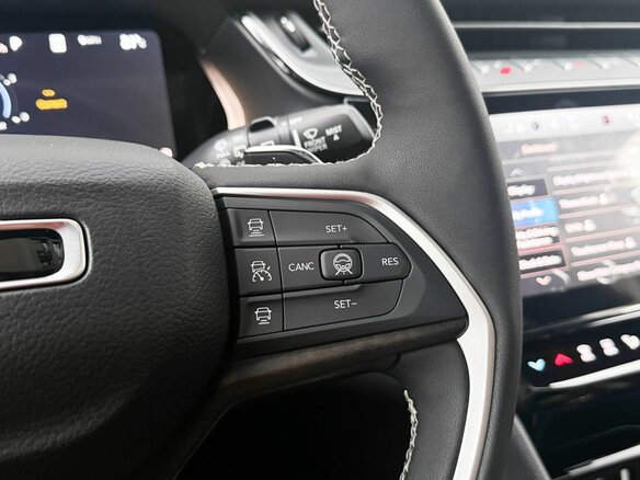 2026 Jeep Grand Cherokee V (WL) Рестайлинг, серый, 9990000 рублей - вид 14