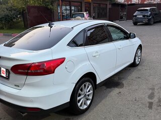 2017 Ford Focus III Рестайлинг, белый, 1200000 рублей, вид 3