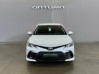 2021 Toyota Camry VIII (XV70) Рестайлинг, белый, 2897000 рублей, вид 2