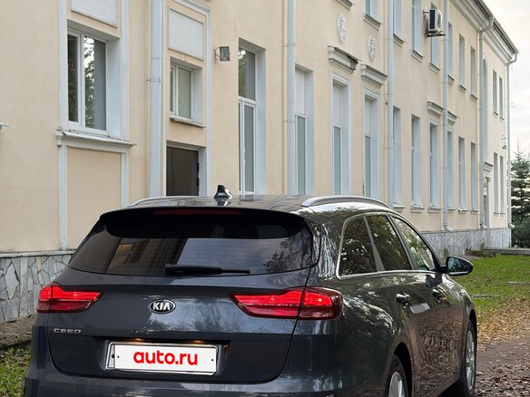 2019 Kia Ceed III, серый - вид 14