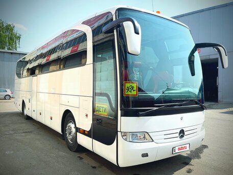 2004 Mercedes-Benz Travego, белый, 9900000 рублей, вид 2