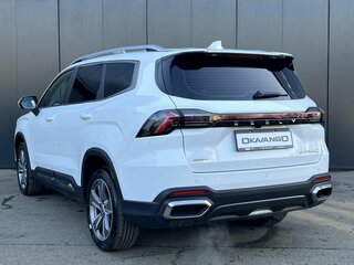 2026 Geely Okavango I Рестайлинг, белый, 4085990 рублей, вид 4