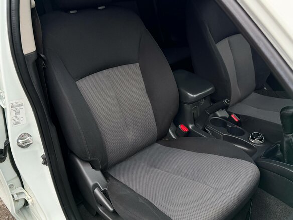 2021 Mitsubishi L200 V Рестайлинг, белый, 2350000 рублей - вид 28