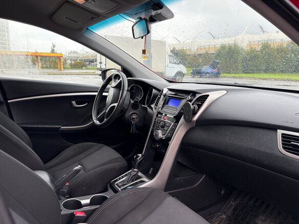 2012 Hyundai i30 II, красный, 899000 рублей - вид 9