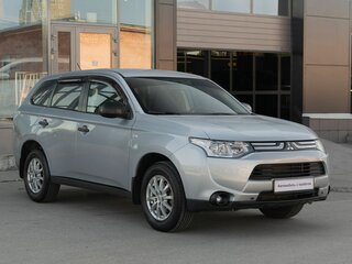 2013 Mitsubishi Outlander III, серебристый, 1245000 рублей, вид 3