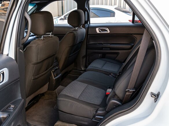 2013 Ford Explorer V, белый, 1580000 рублей - вид 12