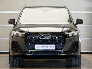 2026 Audi Q7 45 TFSI II (4M) Рестайлинг 2, серый, 9990000 рублей, вид 2