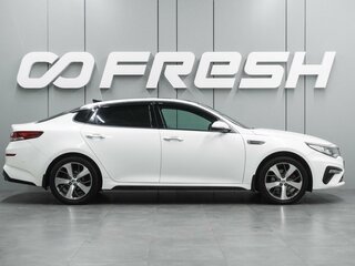 2018 Kia Optima IV Рестайлинг, белый, 2099000 рублей, вид 4