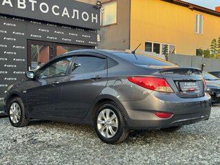 2011 Hyundai Solaris I, серый, 699000 рублей, вид 5