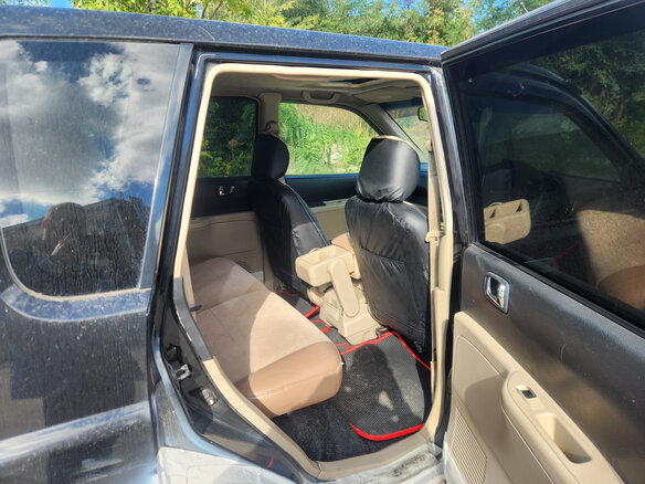 2000 Mitsubishi Dingo I, чёрный, 210000 рублей - вид 9