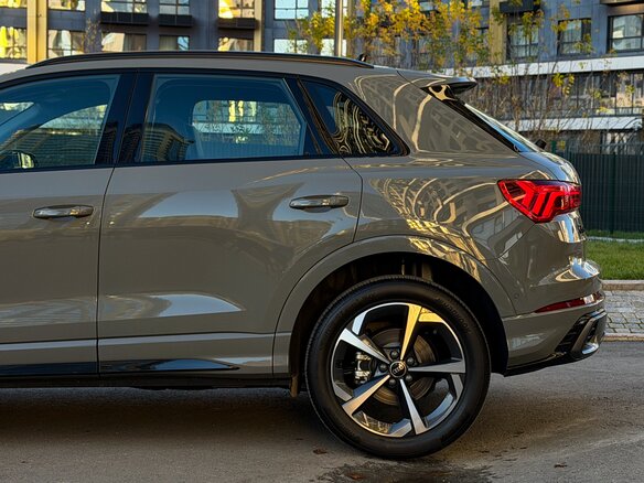 2026 Audi Q3 35 TFSI II (F3), серый, 3790000 рублей - вид 14