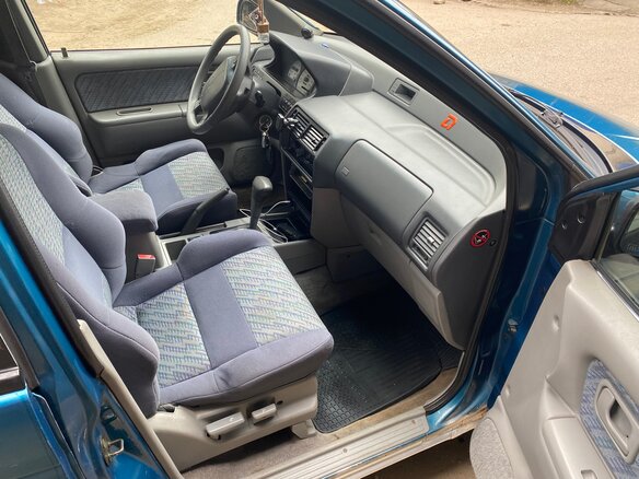 1997 Mitsubishi Space Runner I, синий, 325000 рублей - вид 4